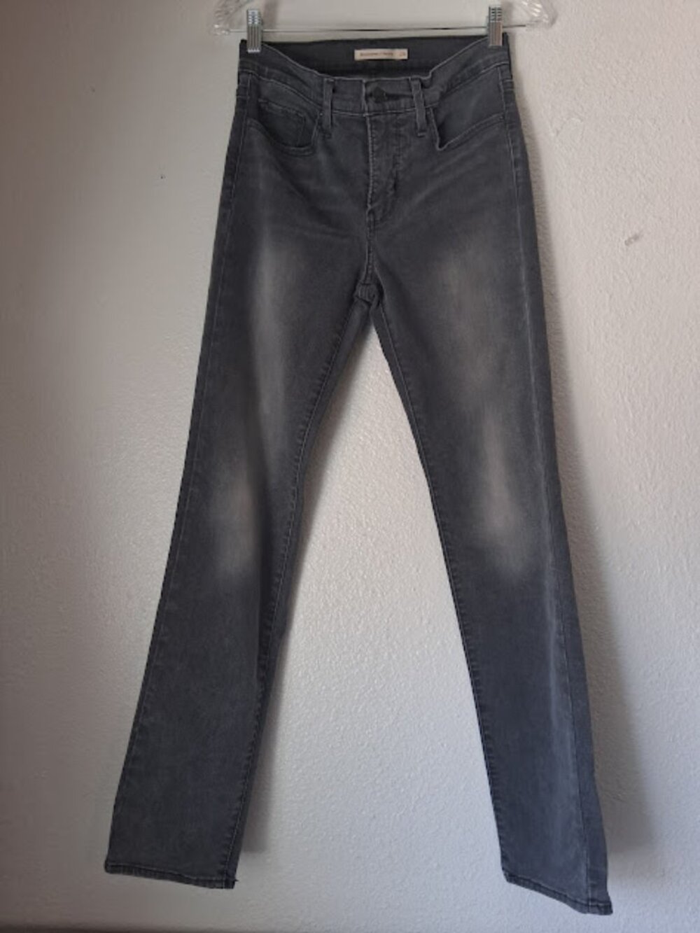 Levi's 314 shaping straight women's size 26 grey wash jeans